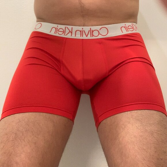 Calvin Klein Compression Short - Picture 6 of 7